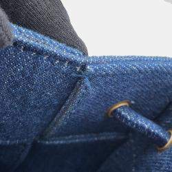 مملوكة مسبقًا حقيبة كتف بوتيغا فينيتا كاسيت دلو جينز أزرق نيلي حجم صغير