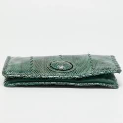 Pre Owned حقيبة كلتش بوتيغا فينيتا جلد أفعى مائي أخضر بقفل دوار