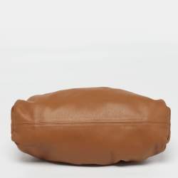 Pre Owned Bottega Veneta The Pouch Classic Brown Leather Clutch