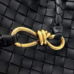 Pre Owned Bottega Veneta Black Leather Andiamo Medium