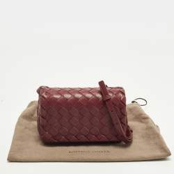 مملوكة مسبقًا Bottega Veneta Red Intrecciato Leather Flap Crossbody Bag