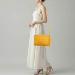 مملوكة مسبقًا Bottega Veneta BV Nodini Yellow Intrecciato Leather Shoulder Bag