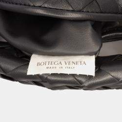 مملوكة مسبقًا Bottega Veneta Black Mini Calfskin Intrecciato Hop Satchel