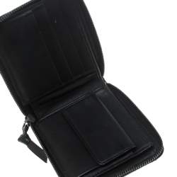 مملوكة مسبقًا Bottega Veneta Black Intrecciato Leather Zip Around Wallet