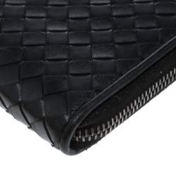 مملوكة مسبقًا Bottega Veneta Black Intrecciato Leather Zip Around Wallet