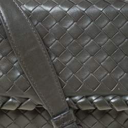 Pre Owned  حقيبة كروس بوتيغا فينيتا جلد بنمط أنترشياتو رصاصية داكنة