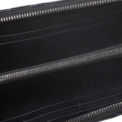 Pre Owned محفظة بوتيغا فينيتا سحاب ملتف جلد ثعبان وجلد انترشياتو سوداء