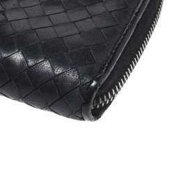 Pre Owned محفظة بوتيغا فينيتا سحاب ملتف جلد ثعبان وجلد انترشياتو سوداء