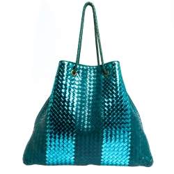 مملوكة مسبقًا Bottega Veneta Blue/Metallic Intrecciato Leather Croisette Shoulder Bag