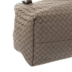 Pre Owned Bottega Veneta Grey Leather Cesta Tote