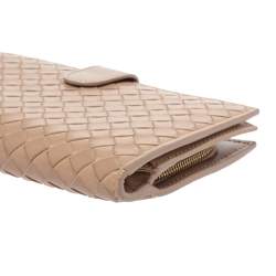 Pre Owned Bottega Veneta Beige Intrecciato Leather Bifold Continental Wallet