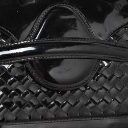 Pre Owned Bottega Veneta Black Patent Leather Envelope Clutch