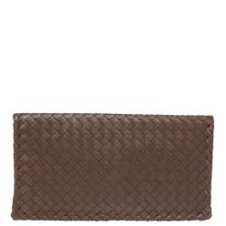 مملوكة مسبقًا حقيبة كلتش بوتيغا فينيتا قفل دوار جلد إنترشييتو بنية