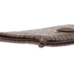 مملوكة مسبقًا حقيبة كلتش بوتيغا فينيتا قفل دوار جلد إنترشييتو بنية