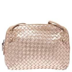 Pre Owned Bottega Veneta Metallic Rose Gold Intrecciato Leather Nodini Shoulder Bag