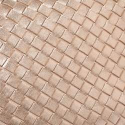 Pre Owned Bottega Veneta Metallic Rose Gold Intrecciato Leather Nodini Shoulder Bag