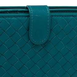Pre Owned Bottega Veneta Green Intrecciato Leather French Wallet