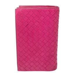 مملوكة مسبقًا Bottega Veneta Fuchsia Intrecciato Leather Bifold Wallet
