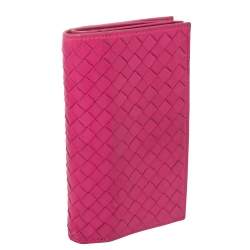 مملوكة مسبقًا Bottega Veneta Fuchsia Intrecciato Leather Bifold Wallet