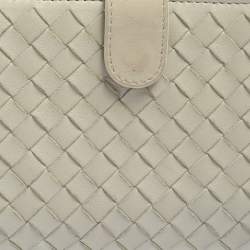 Pre Owned Bottega Veneta Cream Intrecciato Leather Continental Wallet