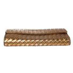 مملوكة مسبقًا Bottega Veneta Metallic Gold Intrecciato Leather Flap Continental Wallet