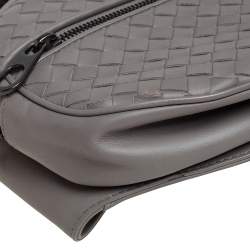 Pre Owned Bottega Veneta Grey Intrecciato Leather Zip Belt Bag 