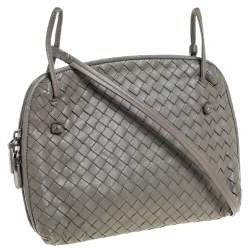 Pre Owned Bottega Veneta Moss Green Intrecciato Leather Nodini Crossbody Bag