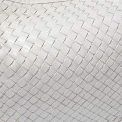 Pre Owned Bottega Veneta Cream Leather Medium Veneta Hobo