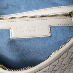 Pre Owned Bottega Veneta Cream Leather Medium Veneta Hobo