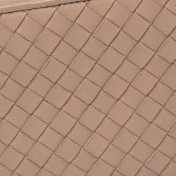 Pre Owned Bottega Veneta Beige Intrecciato Leather Half Zip Around Wallet