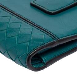 Pre Owned محفظة بوتيغا فينيتا فرنش جلد انترشياتو أزق توركواز