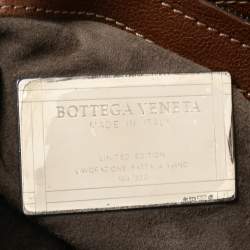 Pre Owned حقيبة يد توتس بوتيغا فينيتا روما لافورازيوني جلد انترشياتو بني متوسطة إصدار محدود