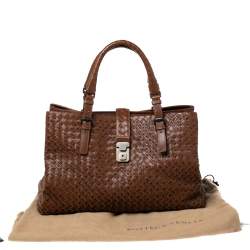 Pre Owned حقيبة يد توتس بوتيغا فينيتا روما لافورازيوني جلد انترشياتو بني متوسطة إصدار محدود