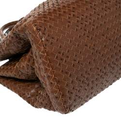 Pre Owned حقيبة يد توتس بوتيغا فينيتا روما لافورازيوني جلد انترشياتو بني متوسطة إصدار محدود