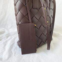 Pre Owned Bottega Veneta Burgundy Leather Maxi Cabat Tote Bag