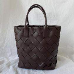 Pre Owned Bottega Veneta Burgundy Leather Maxi Cabat Tote Bag