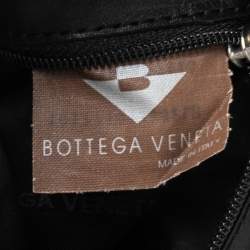 مملوكة مسبقًا Bottega Veneta Beige/Black Leather and Signature Embossed Suede Shoulder Bag