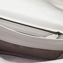 Pre Owned حقيبة كلتش بوتيغا فينيتا جلد انترشياتو بيج فاتح