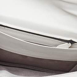 Pre Owned حقيبة كلتش بوتيغا فينيتا جلد انترشياتو بيج فاتح