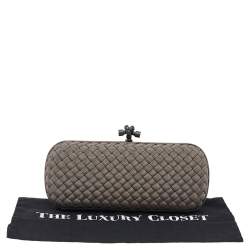Pre Owned Bottega Veneta Dark Olive Intrecciato Fabric Trim Knot Clutch