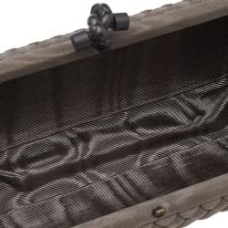 Pre Owned Bottega Veneta Dark Olive Intrecciato Fabric Trim Knot Clutch