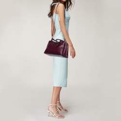 مملوكة مسبقًا Bottega Veneta Burgundy Intrecciato Leather Small Roma Tote