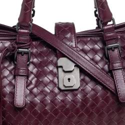 مملوكة مسبقًا Bottega Veneta Burgundy Intrecciato Leather Small Roma Tote