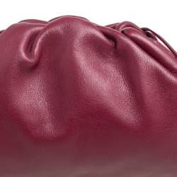 مملوكة مسبقًا حقيبة بوتيغا فينيتا بوش جلد أحمر داكن صغيرة