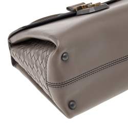 Pre Owned Bottega Veneta Grey Leather Small Small Piazza Bag