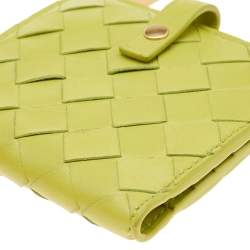 Pre Owned Bottega Veneta Lime Yellow Intrecciato Leather Compact Wallet