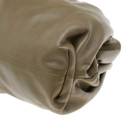 Pre Owned Bottega Veneta Olive Green Leather The Pouch Clutch