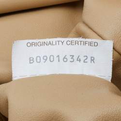 Pre Owned Bottega Veneta Beige Paper The Pouch Clutch
