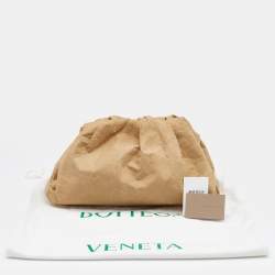 Pre Owned Bottega Veneta Beige Paper The Pouch Clutch