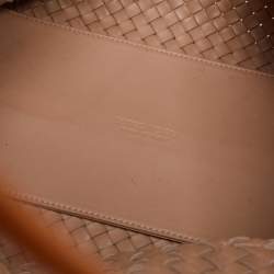 مملوكة مسبقًا حقيبة يد بوتيغا فينيتا كابات جلد إنترشياتو بيج صغيرة